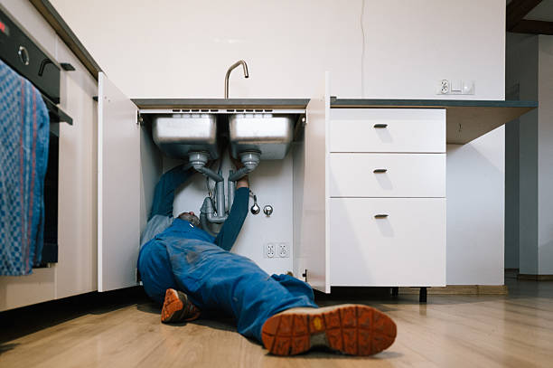 Professional Leak Detection technician working in Hamden, NY